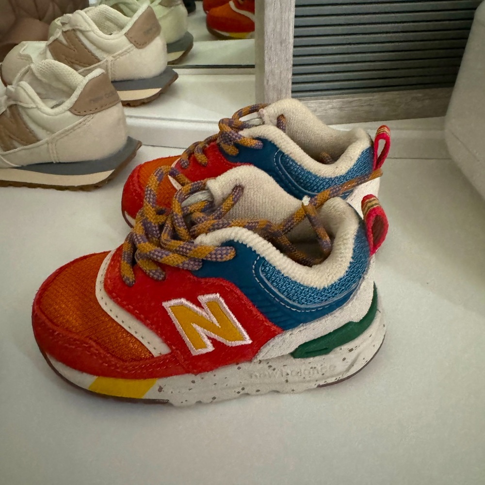 New balance sneaker